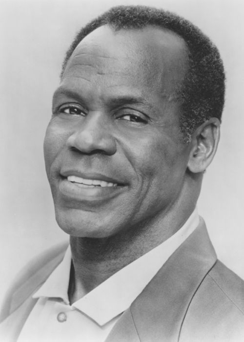 Danny Glover : www.shenoc.com